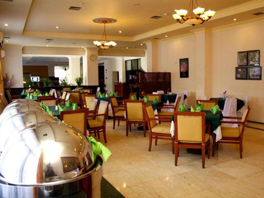 Pia Hotel Pangkalpinang Pangkalan Baru Exteriér fotografie